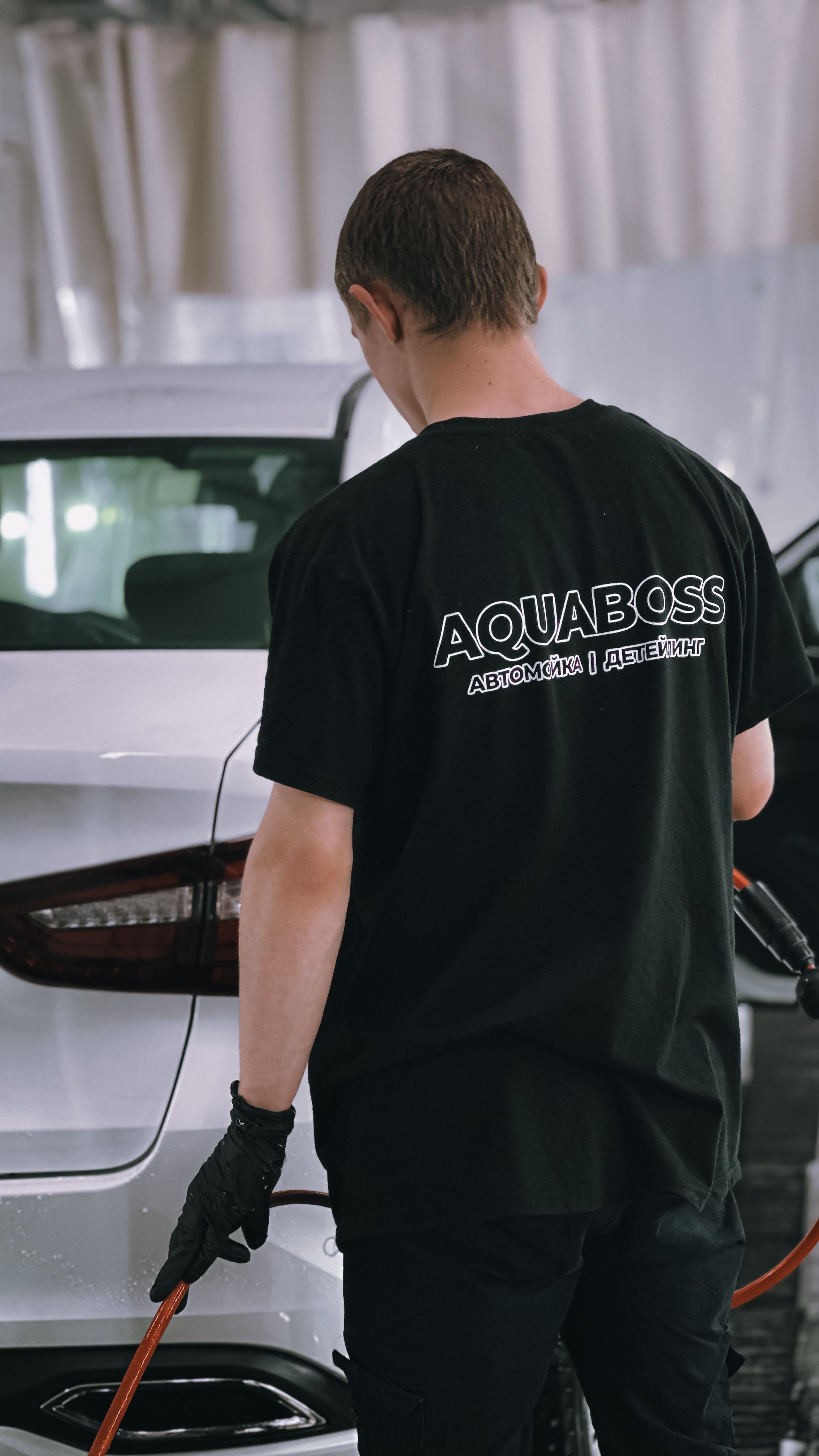 Window tinting service